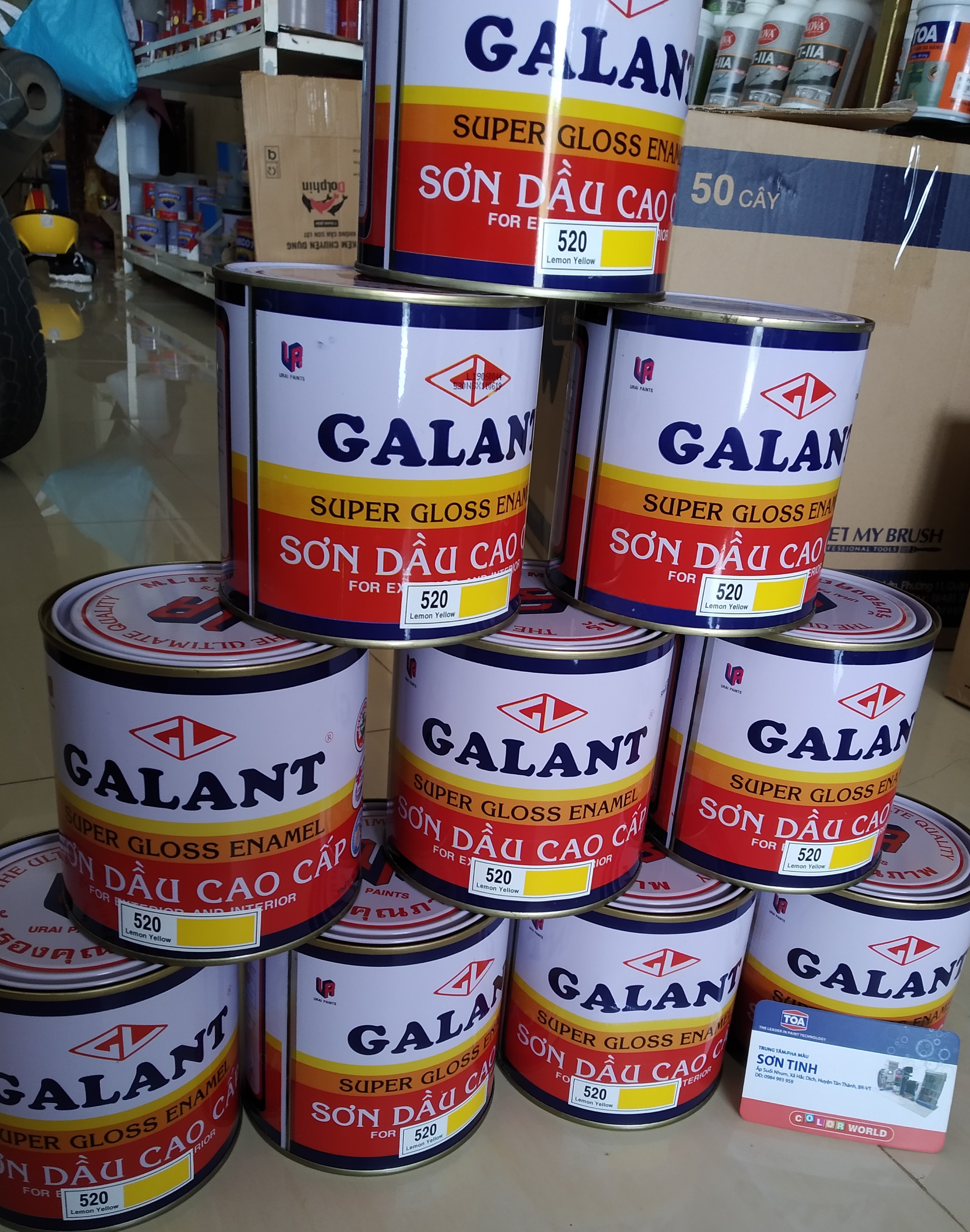 Sơn dầu cao cấp galant lon 800ml hoặc 3 lít (màu 520 và 560)