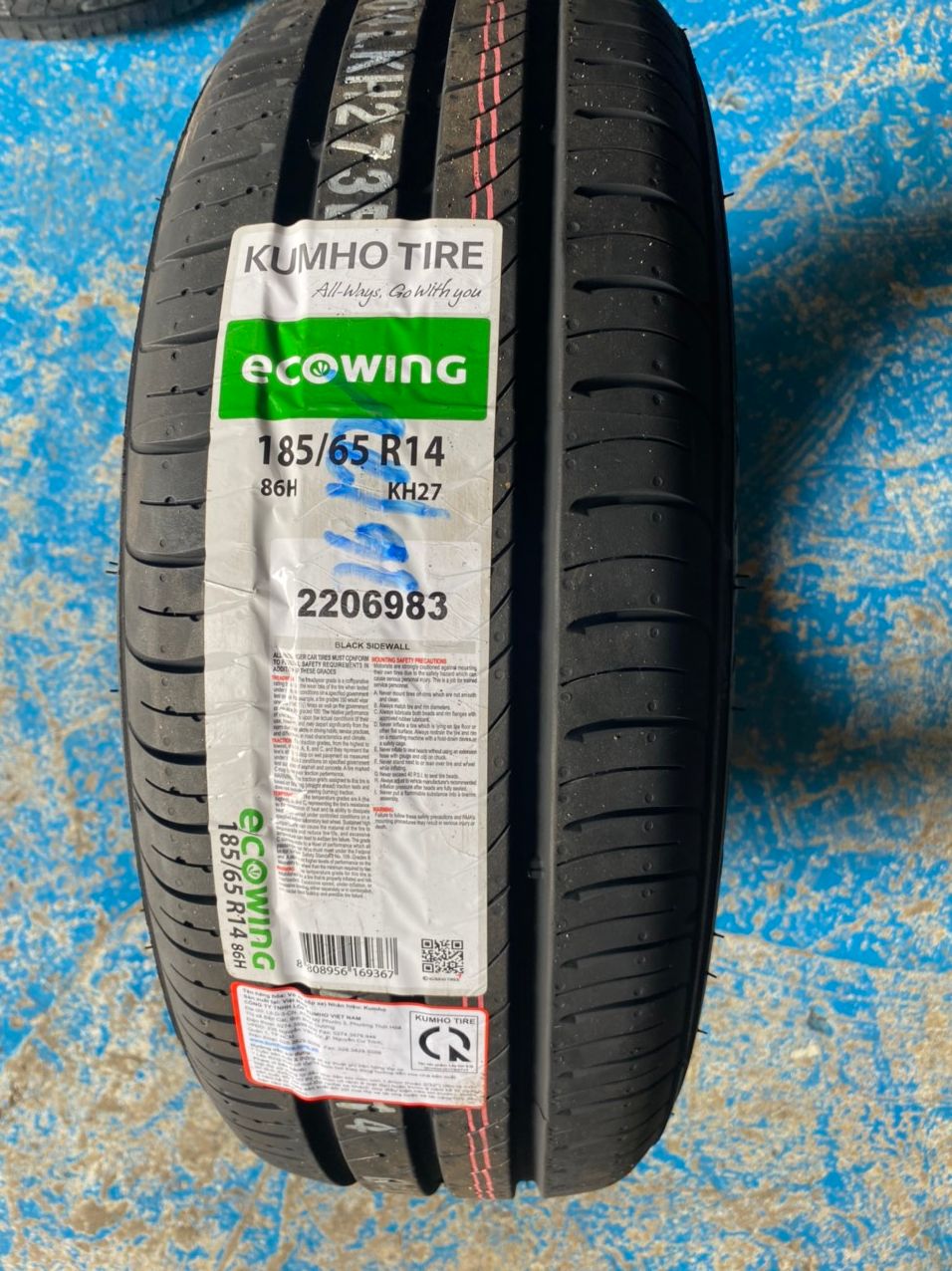 Lốp kumho 185/65r14 kh27