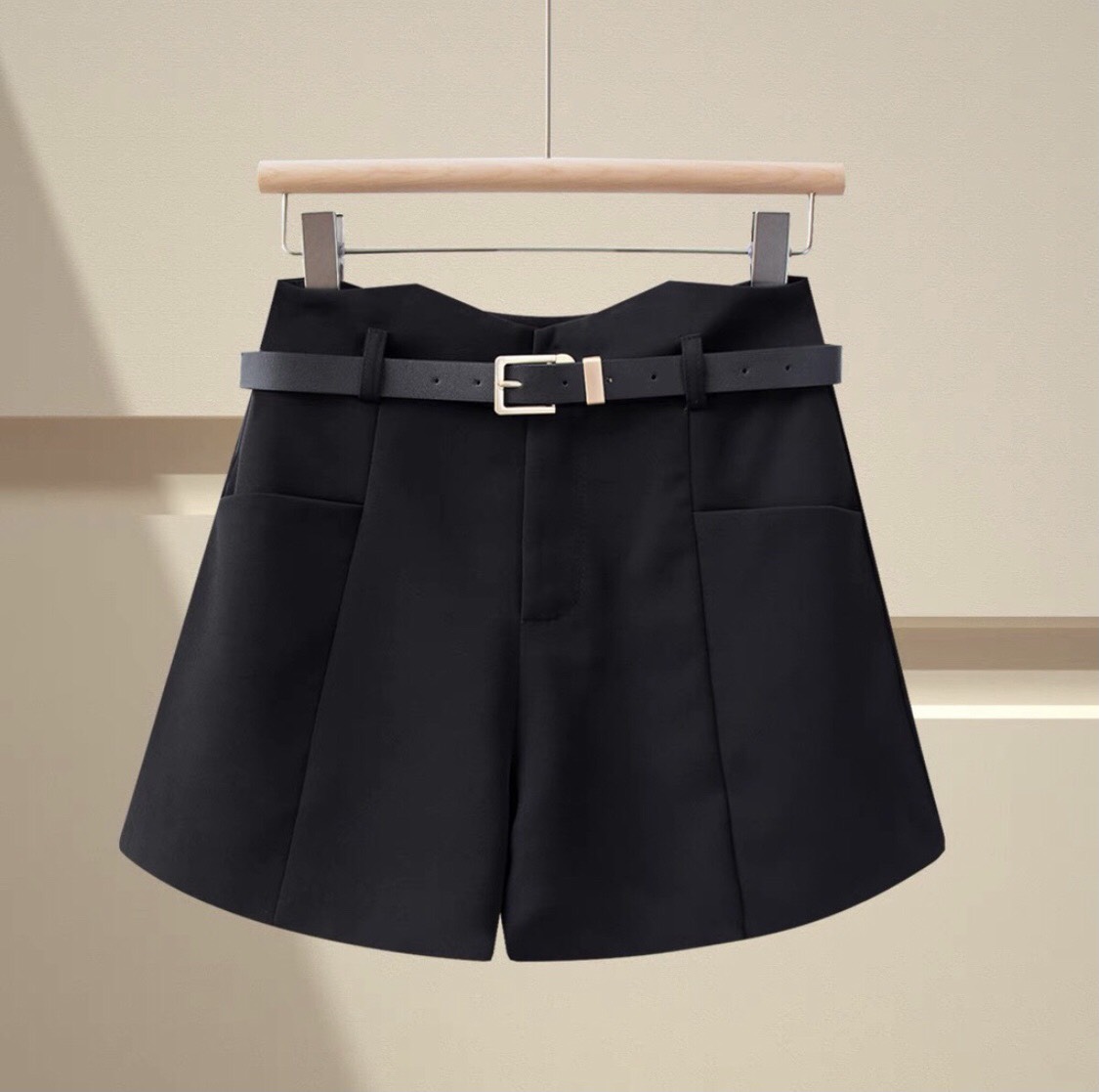 Quần Short Lưng Cao Kèm Đai