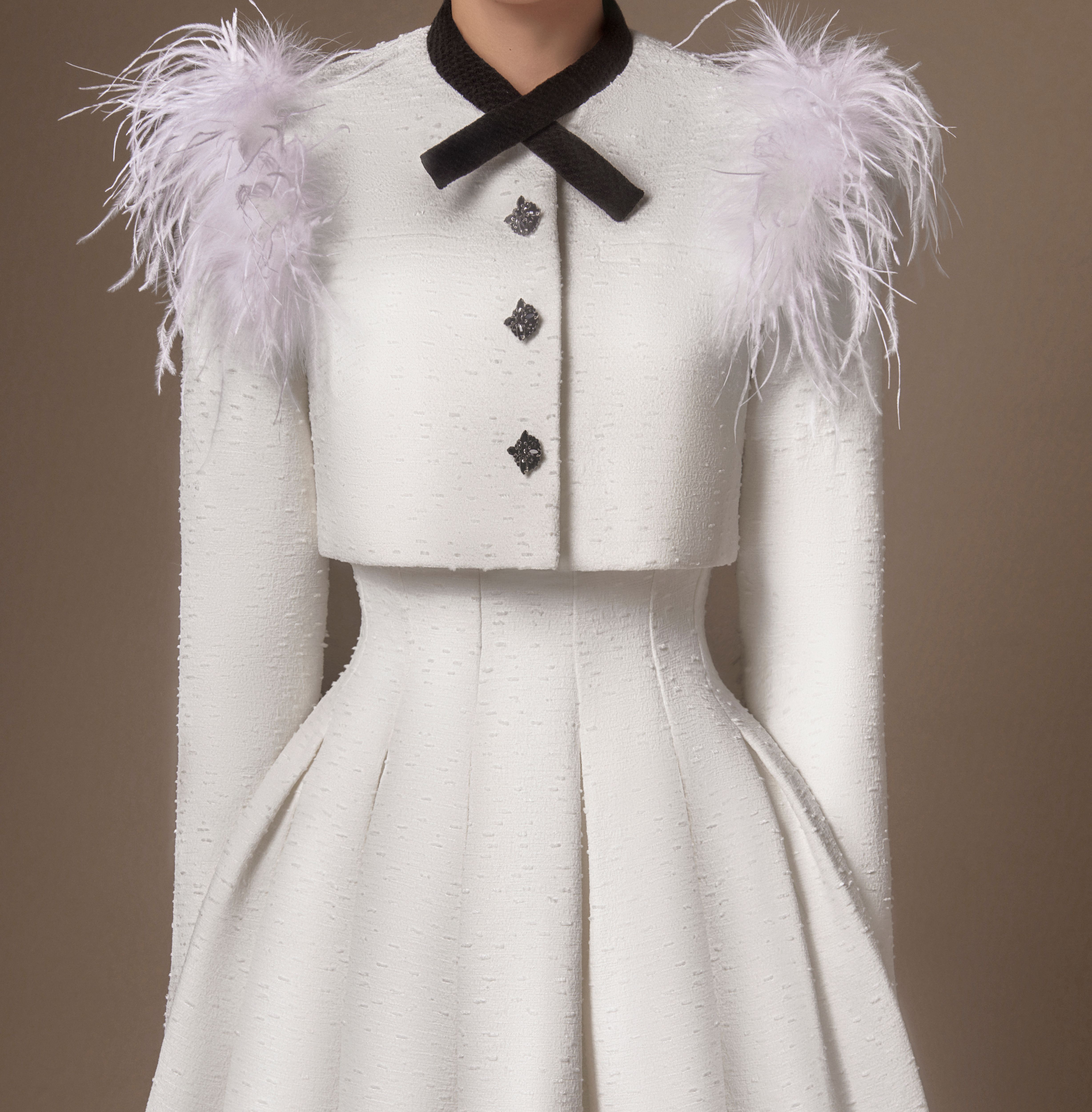Beloved Áo Khoác Nữ Capella Feather Jacket