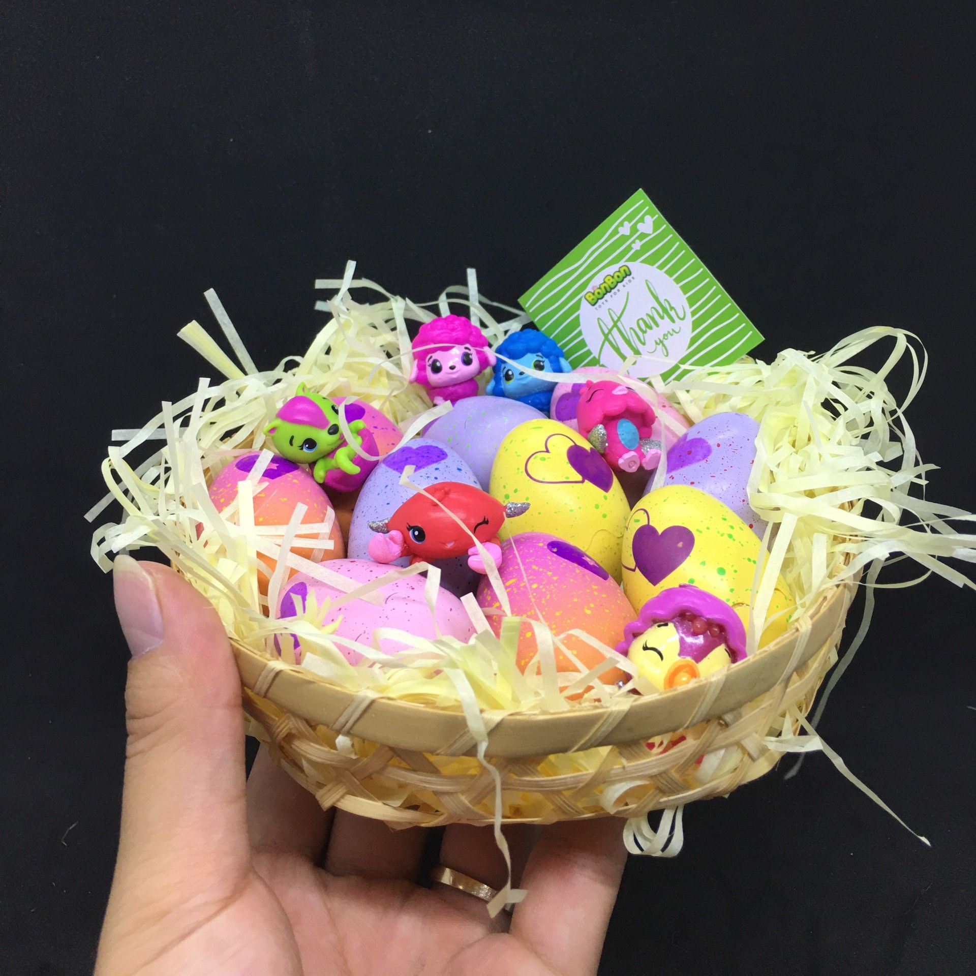 Giỏ trứng Hatchimals - quà tặng trung thu (10 trứng không trùng mẫu thú)