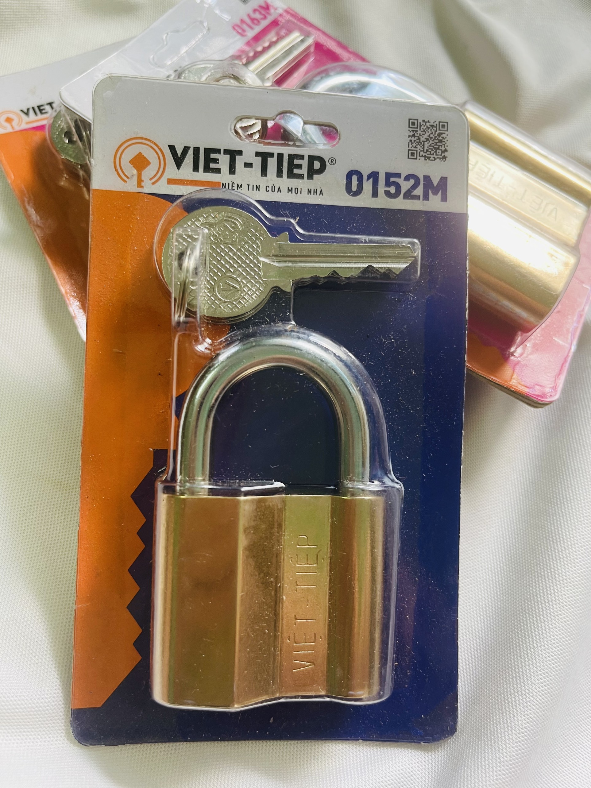 Khóa Việt Tiệp 63mm chính hãng