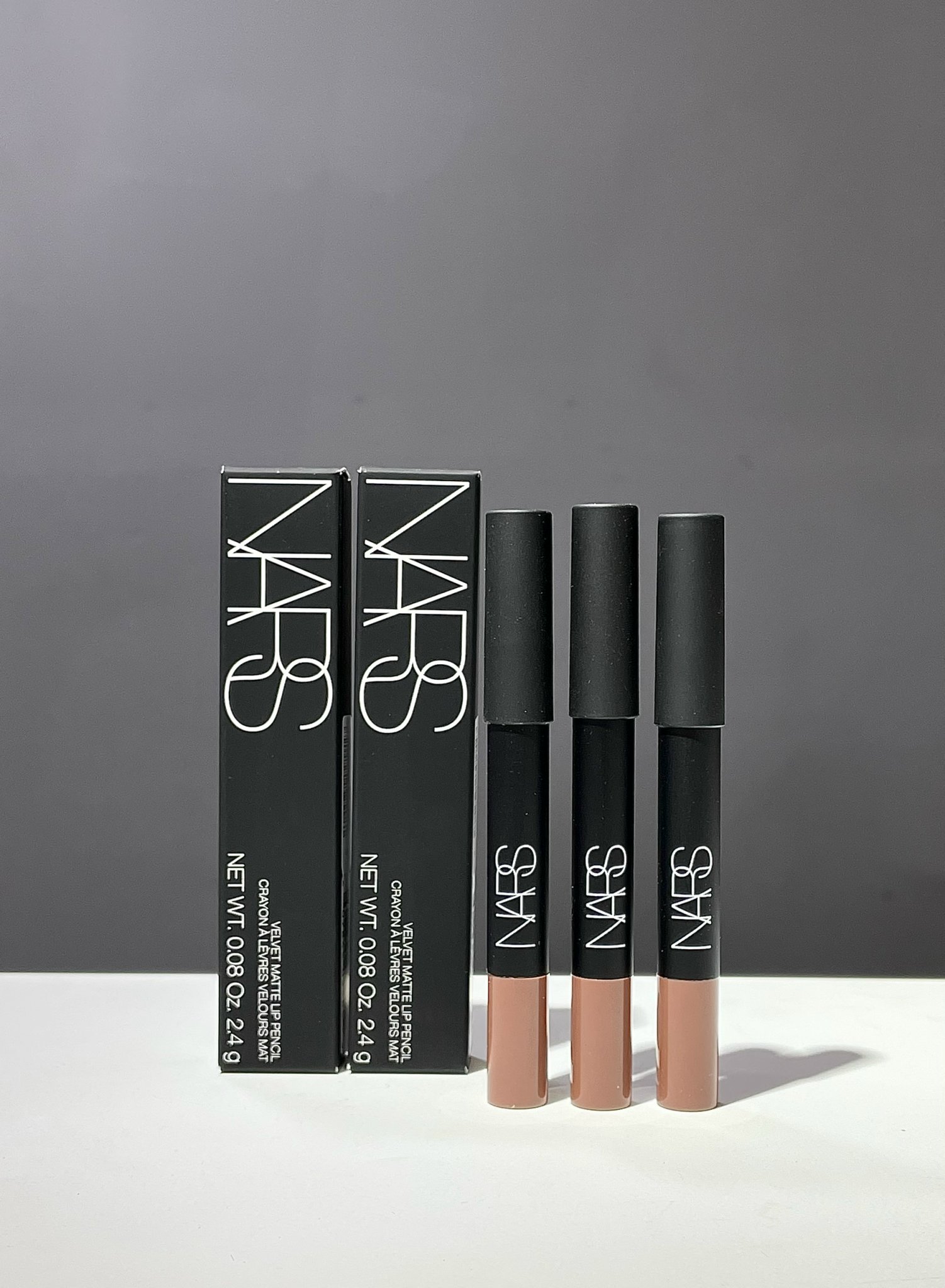 [NARS] Son bút chì màu cam đất, chất lì mịn môi Good Times