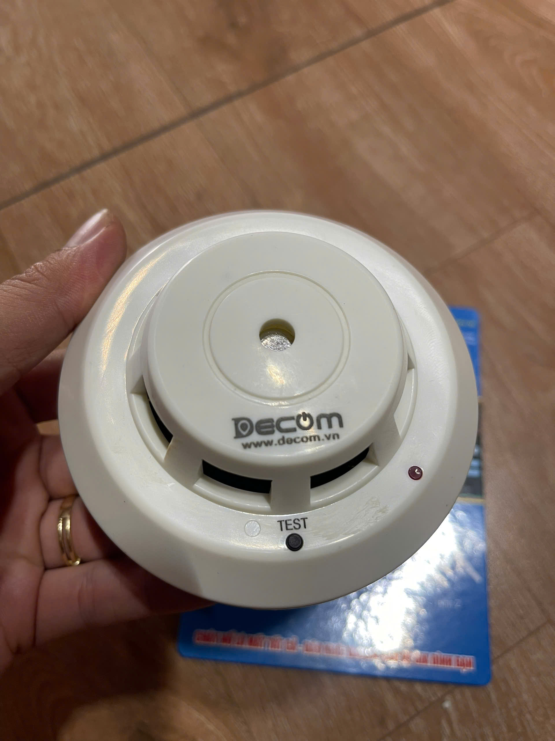 Thiết bị báo khói độc lập dùng pin , báo xì gas, báo động cháy