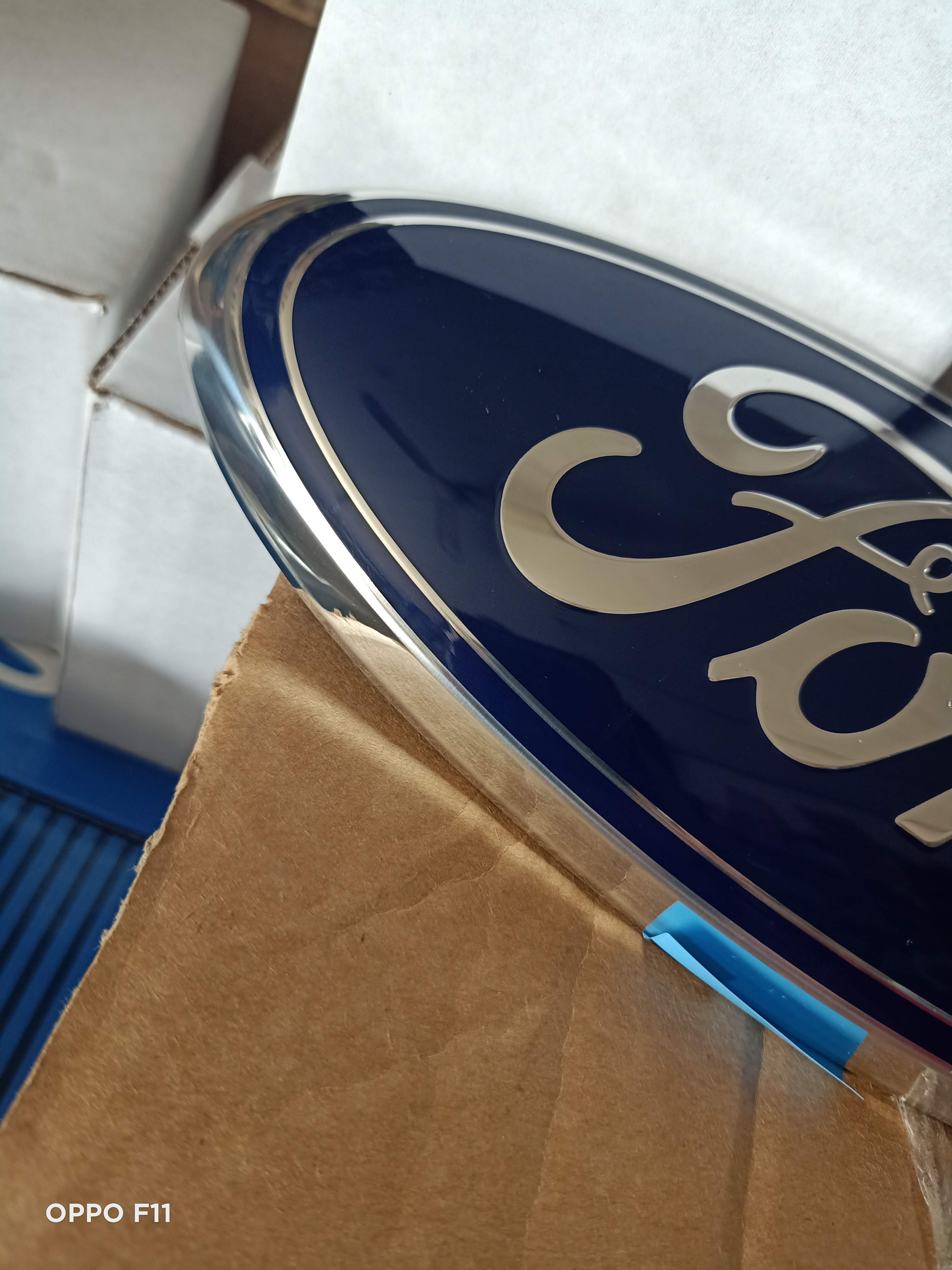 LOGO Trước Xe FORD TRANSIT Đời 2003 - 2008 Chính Hãng