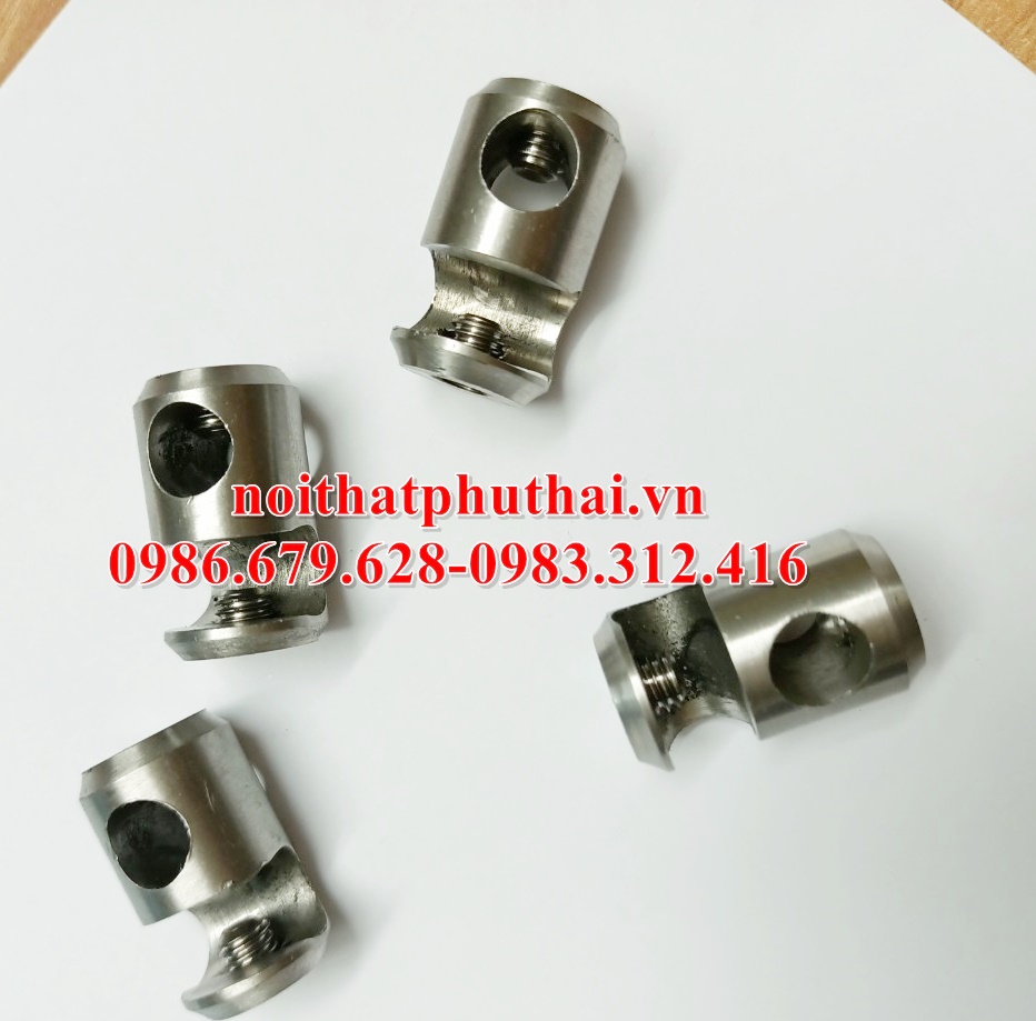 Khóa chữ thập cho cáp ban công - cầu thang