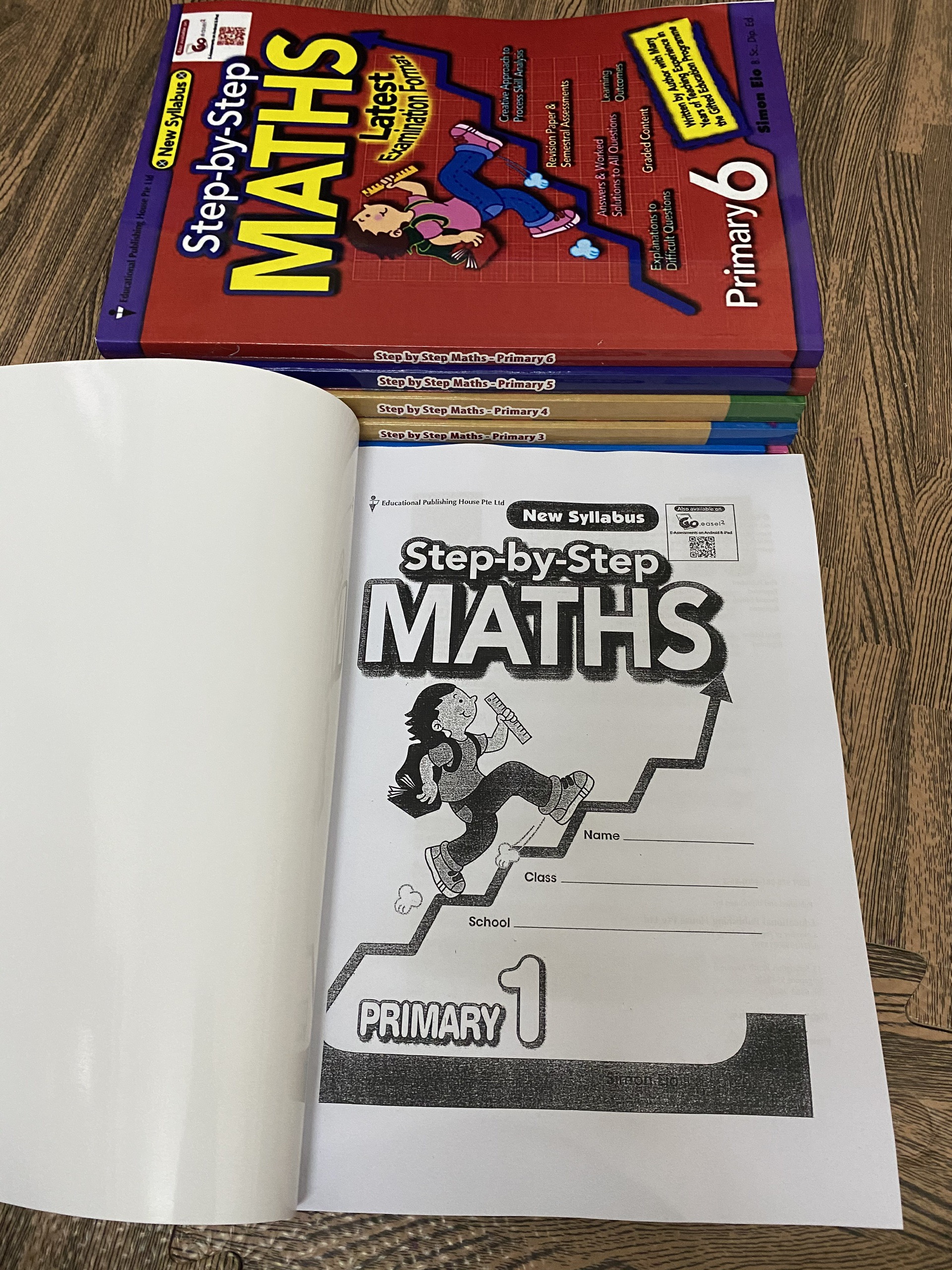 Bộ 3 Quyển - Level 4 - Complete maths, Step by step math, Challenging 4 in 1 maths (Tiểu học) - Hanoi Bookstore