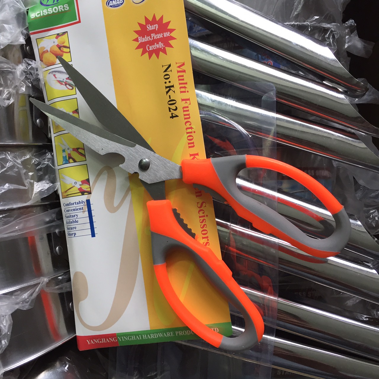 Kéo đa năng cắt rau, hoa, quả , kéo cắt thịt gà 2in1 kiêm đồ khui hộp. Kéo nhà bếp đa năng cho mọi gia đình