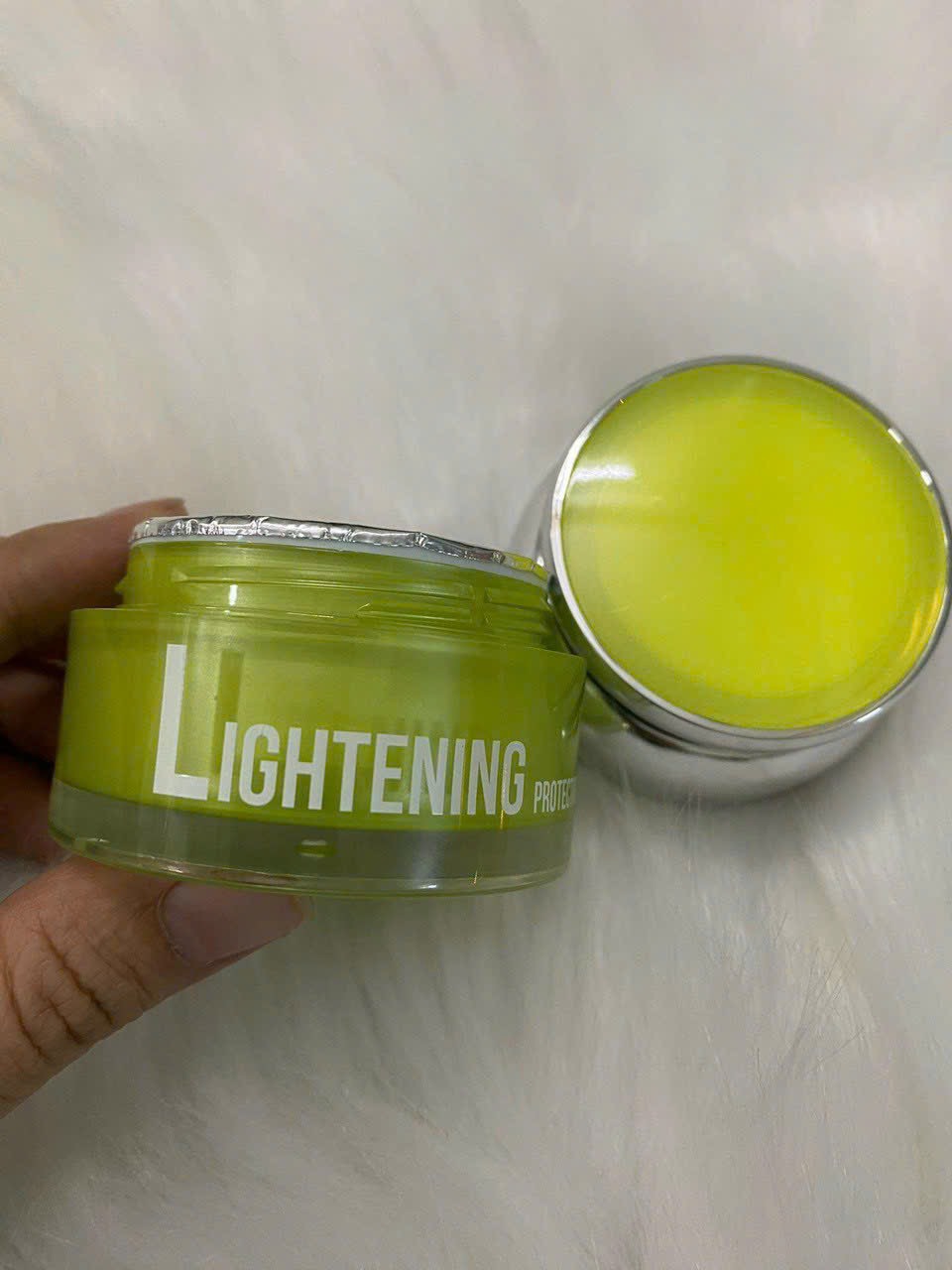 KEM LIGHTENING PROTECTION CREAM (TAILOR MADE K DIMANLAIER MẪU MỚI)