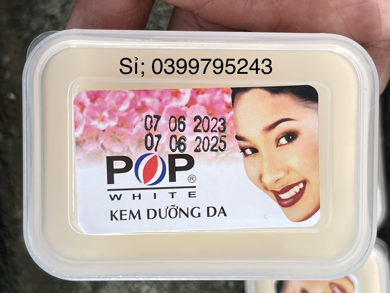Kem Body Cốt Thái Hộp Vuông 100g