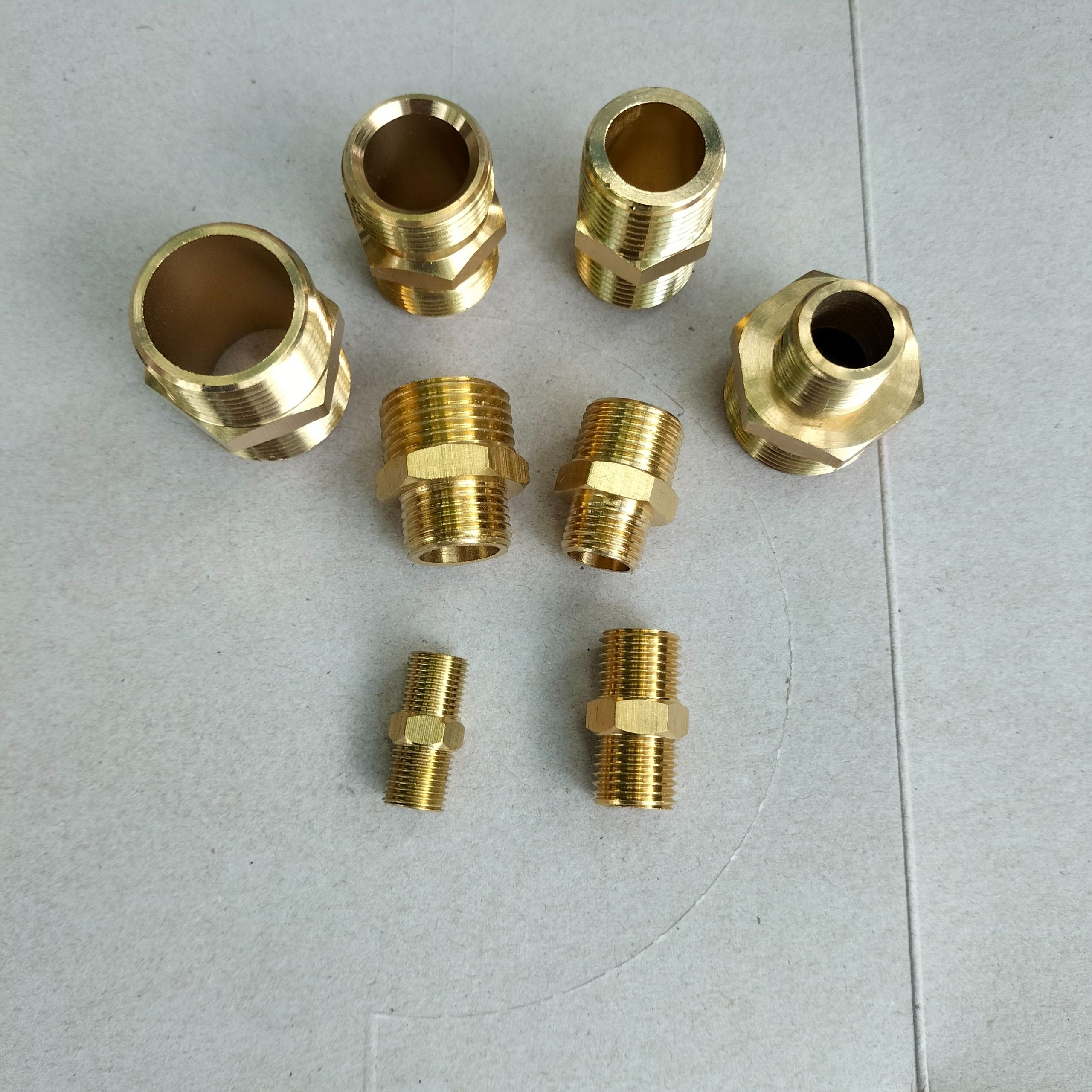 5 cái; Kép đồng thau, đầu nối ren ngoài
