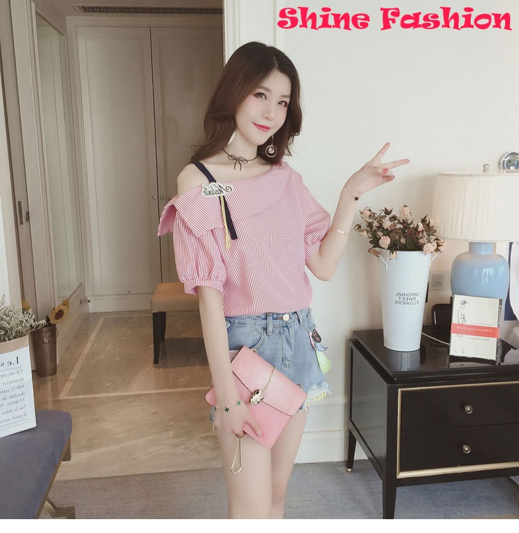 Áo kiểu nữ trễ vai dễ thương A04