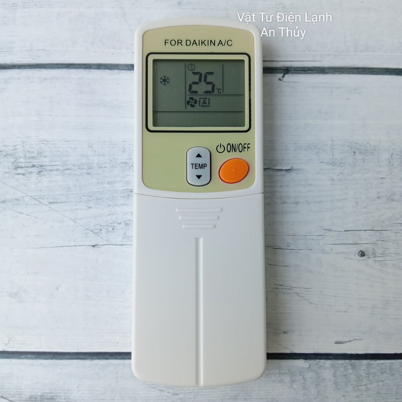 Remote máy lạnh DAIKIN thường viền đen mono
