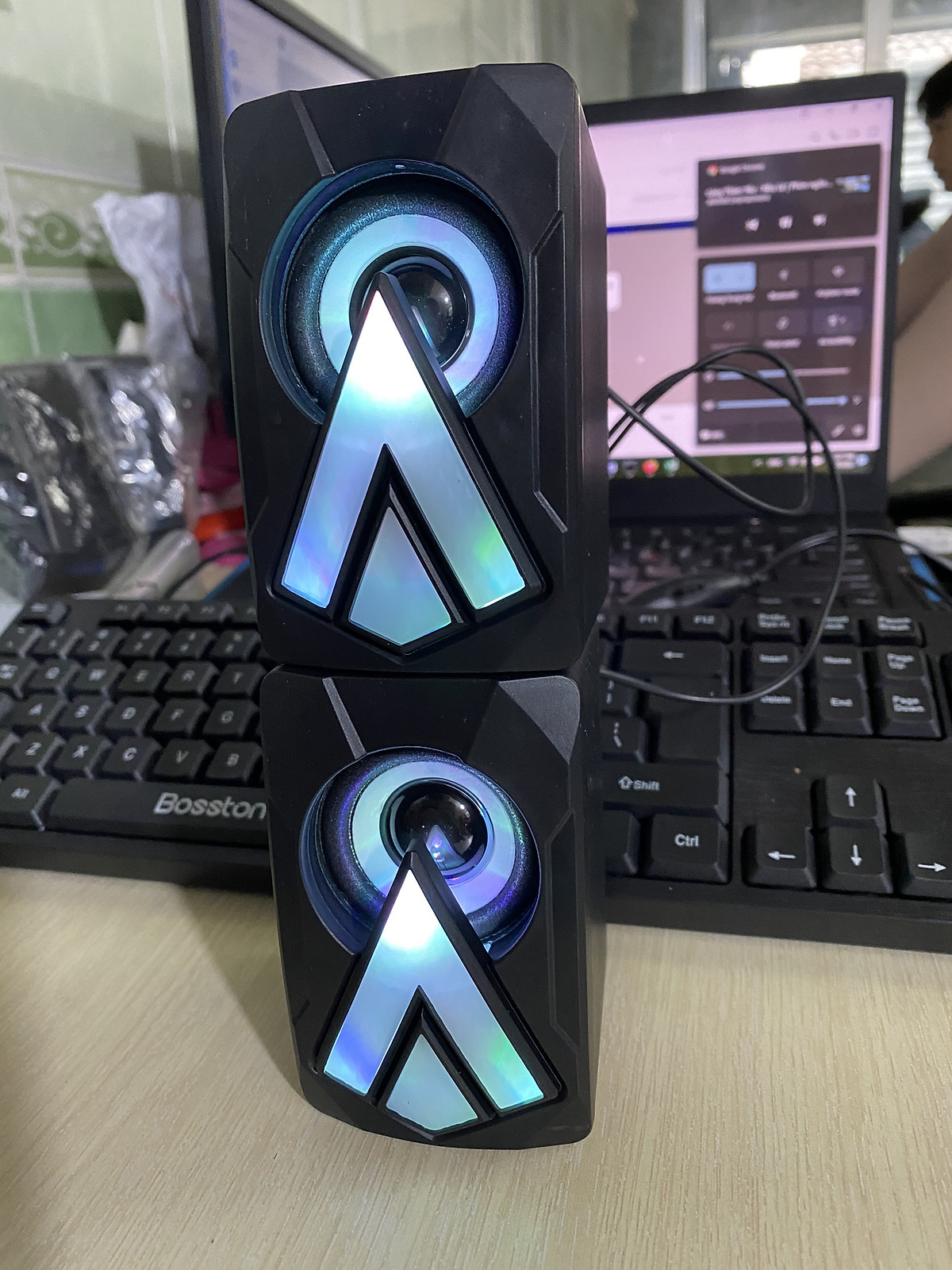 Loa Vi Tính Có Dây K2039 MINI Âm Thanh 3D Super Bass Nghe Nhạc Xem Phim Cho Pc Lap