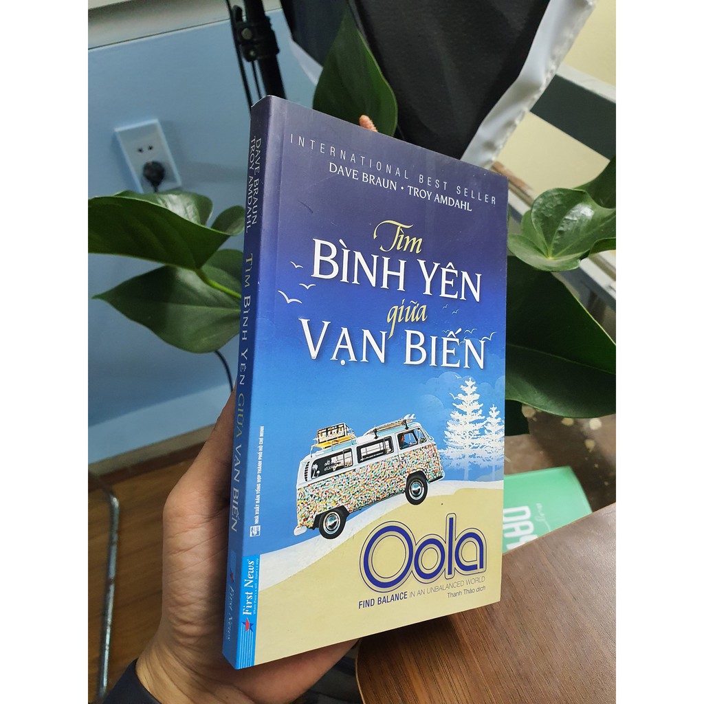 Sách - Tìm Bình Yên Giữa Vạn Biến
