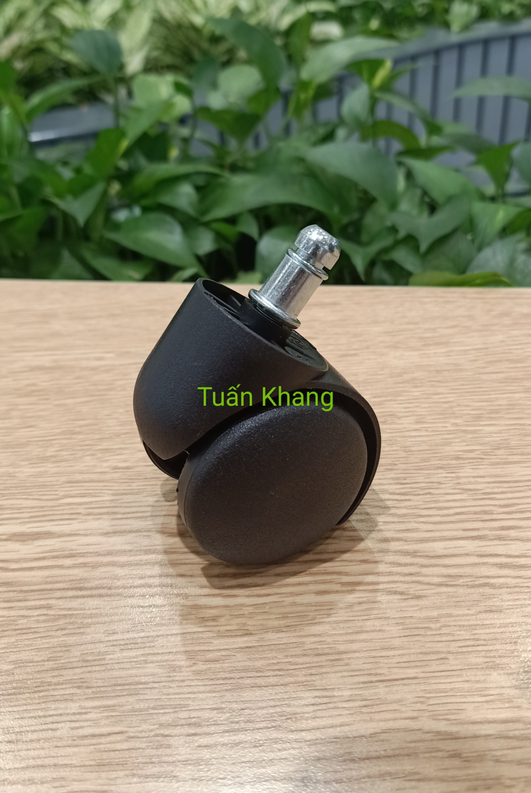 Bánh xe ghế xoay văn phòng