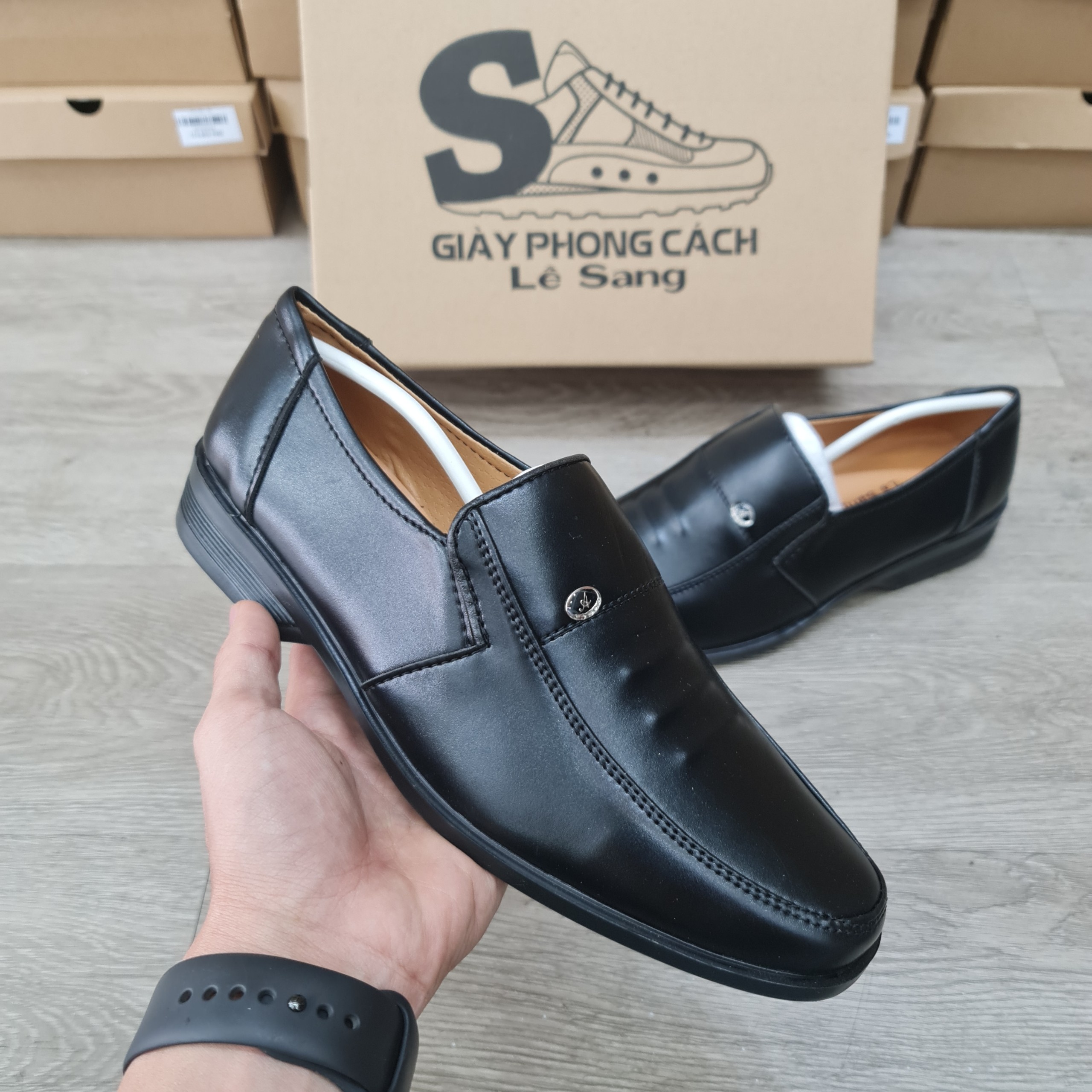 GIÀY TÂY NAM LỊCH LÃM
