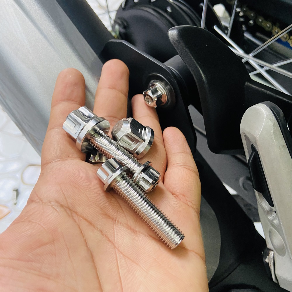 ỐC CHÂN PHUỘC 10LY4 DÀNH CHO CÁC DÒNG XE MÁY