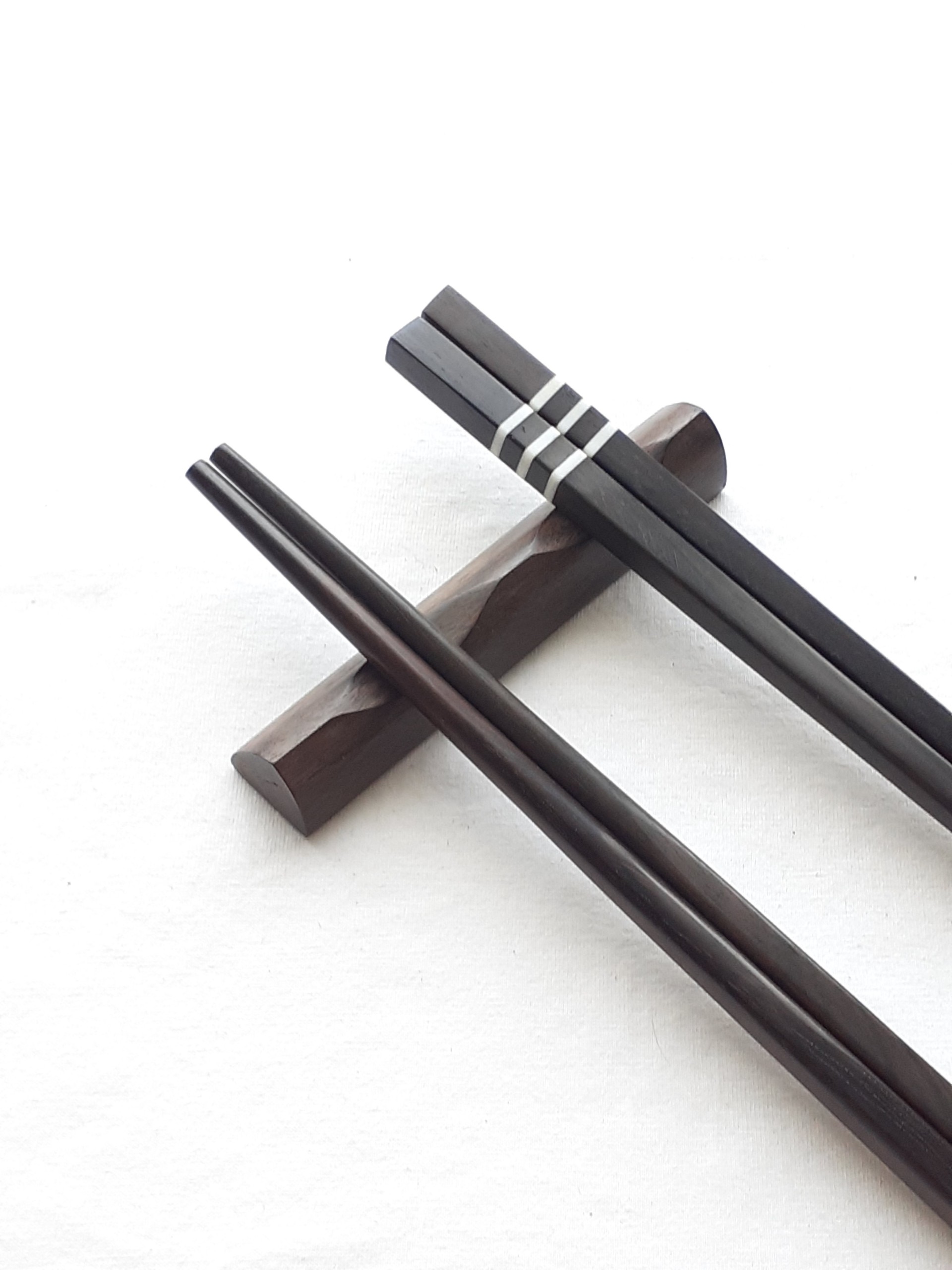 Đũa gỗ Mun khảm 3 vạch 21,5cm - Bộ 5 đôi
