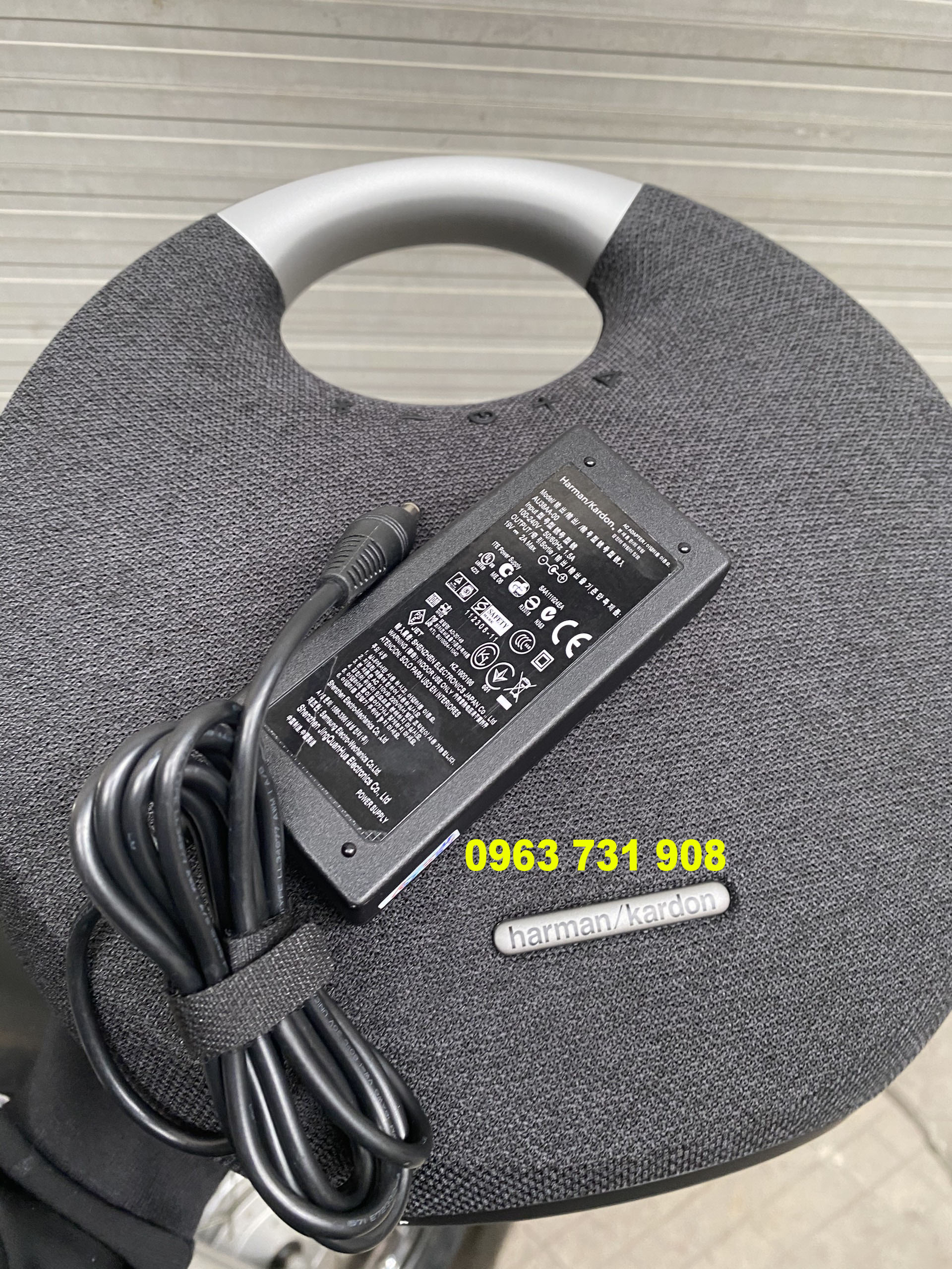 Bộ sạc loa Haraman HK Onxy Studio 5 bảo hành 12 tháng