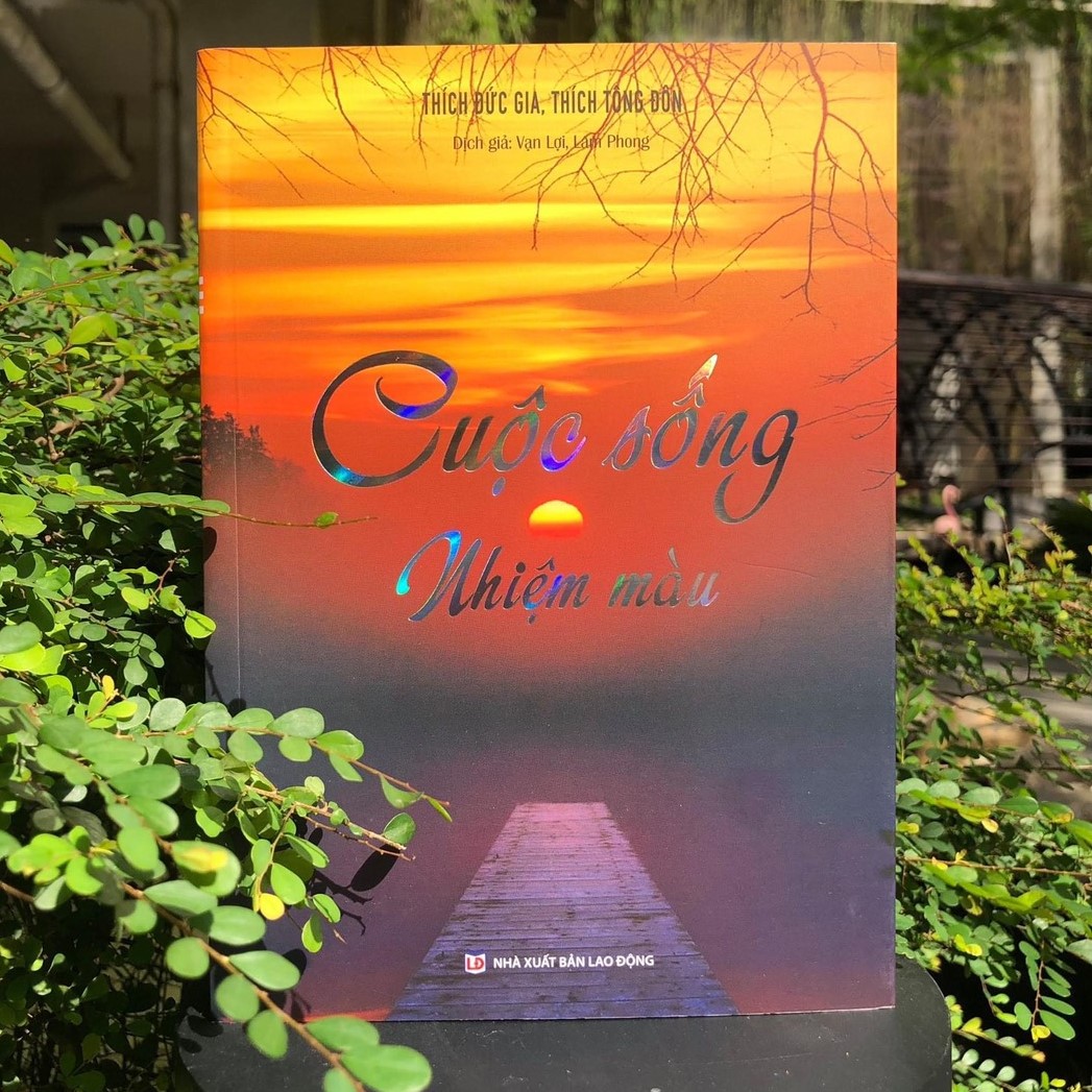 Sách - Cuộc sống nhiệm màu