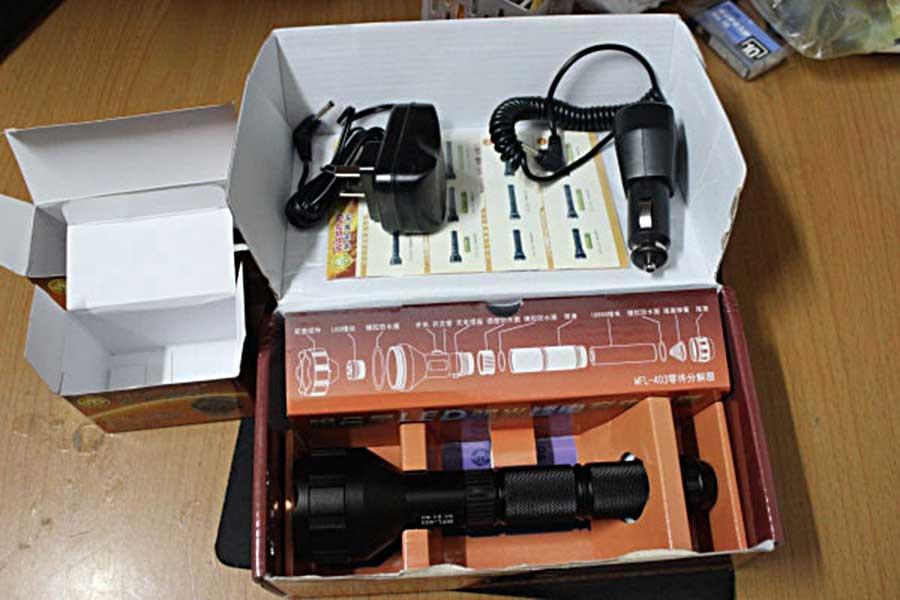 [HCM]Đèn Pin H403 Mini Chuyên Nghiệp