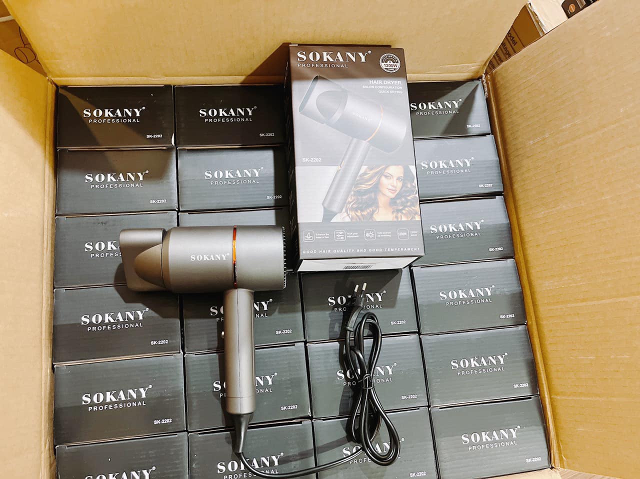 (GIÁ HỦY DIỆT) MÁY SẤY TÓC SIÊU NHANH KHÔ SONAKY
