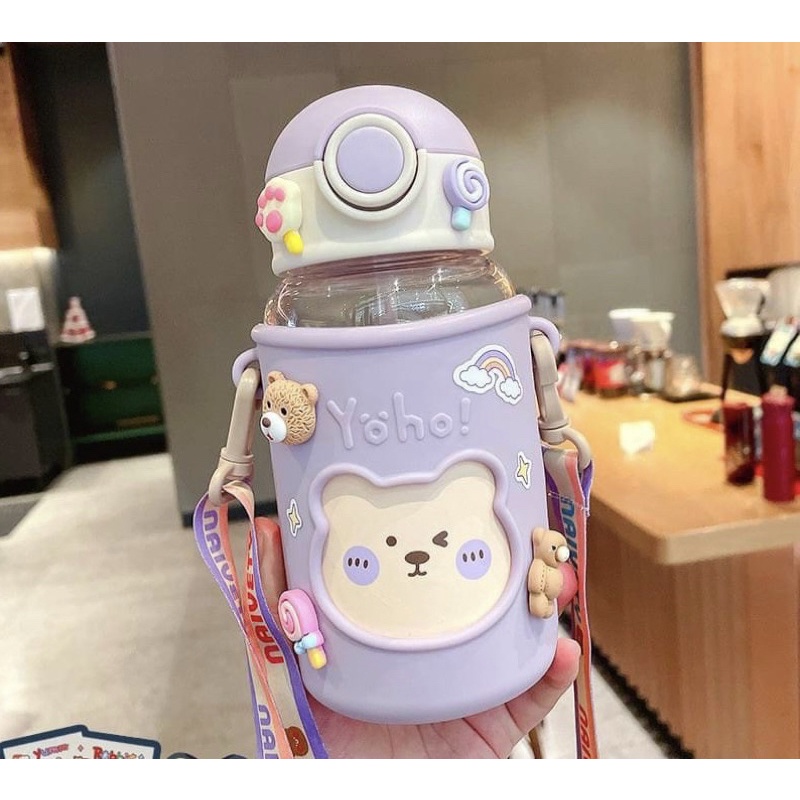 Bình nhựa Cute Cho Bé 600ML + Dây Đeo + Ticker