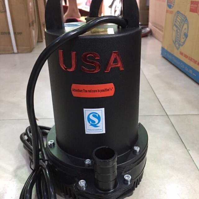 Máy bơm chìm Đen chống gỉ sét 12V / 24V