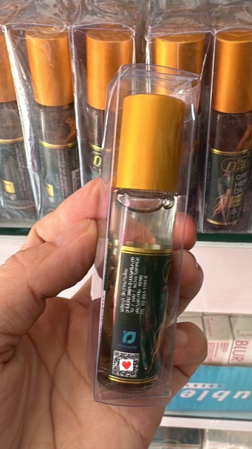 Dầu lăn tinh dầu nhân sâm Thái Lan