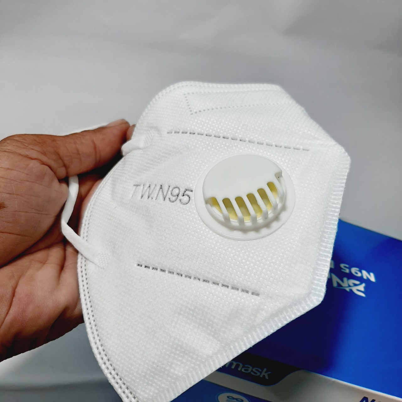 [HCM]Khẩu Trang N95 MASK Có Van Thở (Hộp 10 Cái)