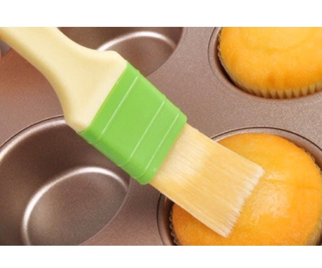 Chổi cước nhựa vàng xanh 3cm