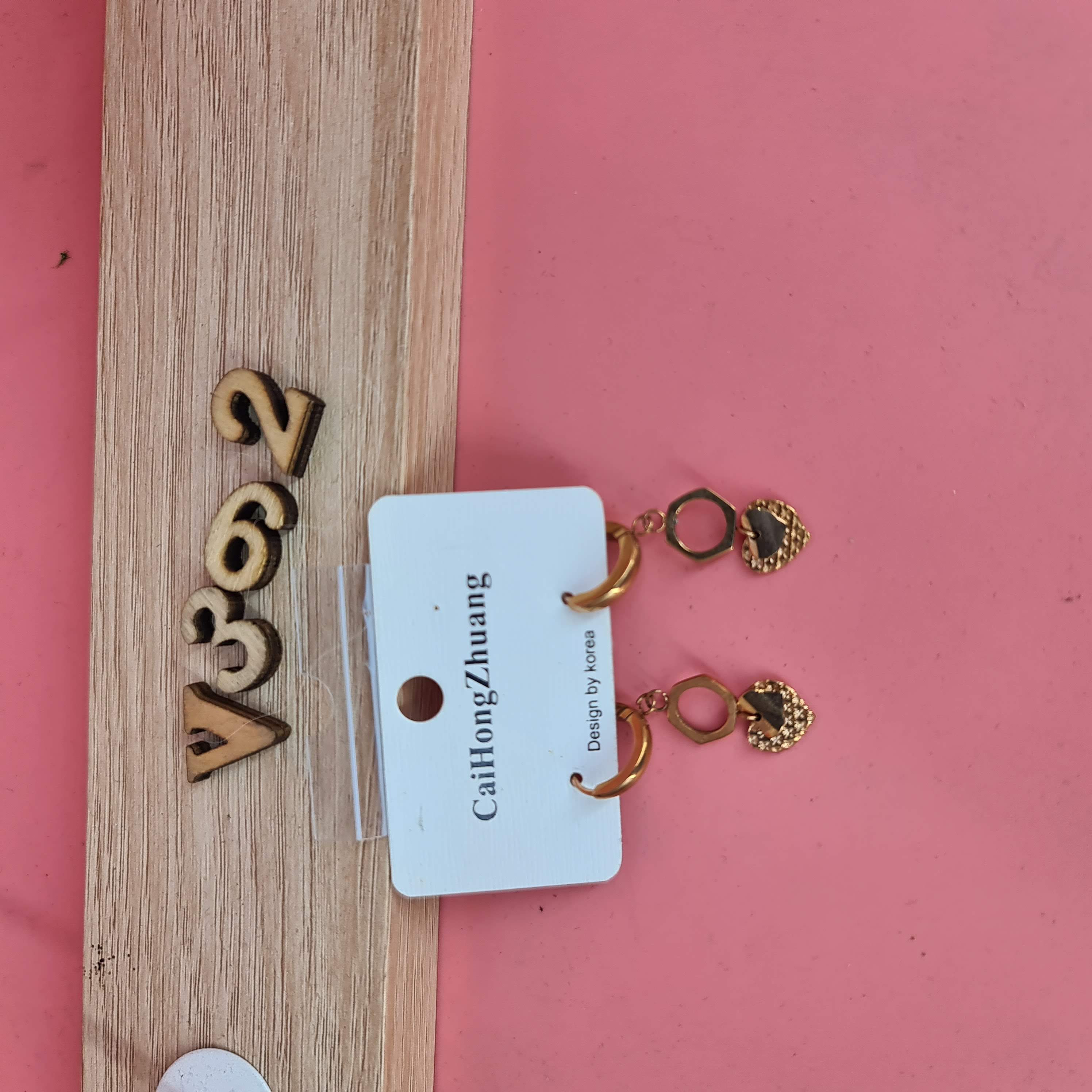 Bông tai tim nhỏ xinh phong cách Hàn Quốc - LB001 + B1293