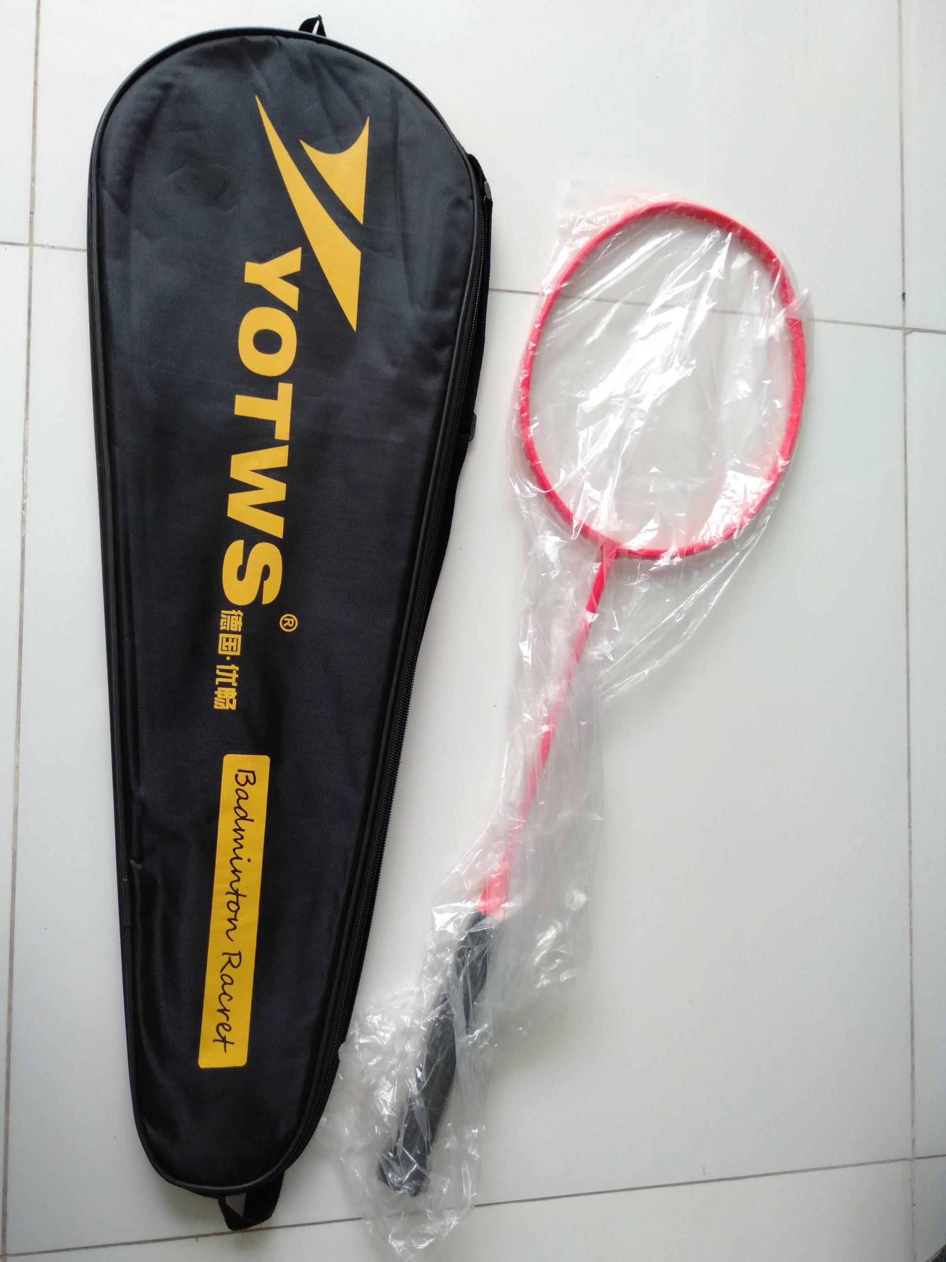 [HCM]CHIẾC VỢT CẦU LÔNG TOTES ( KHÔNG LƯỚI )