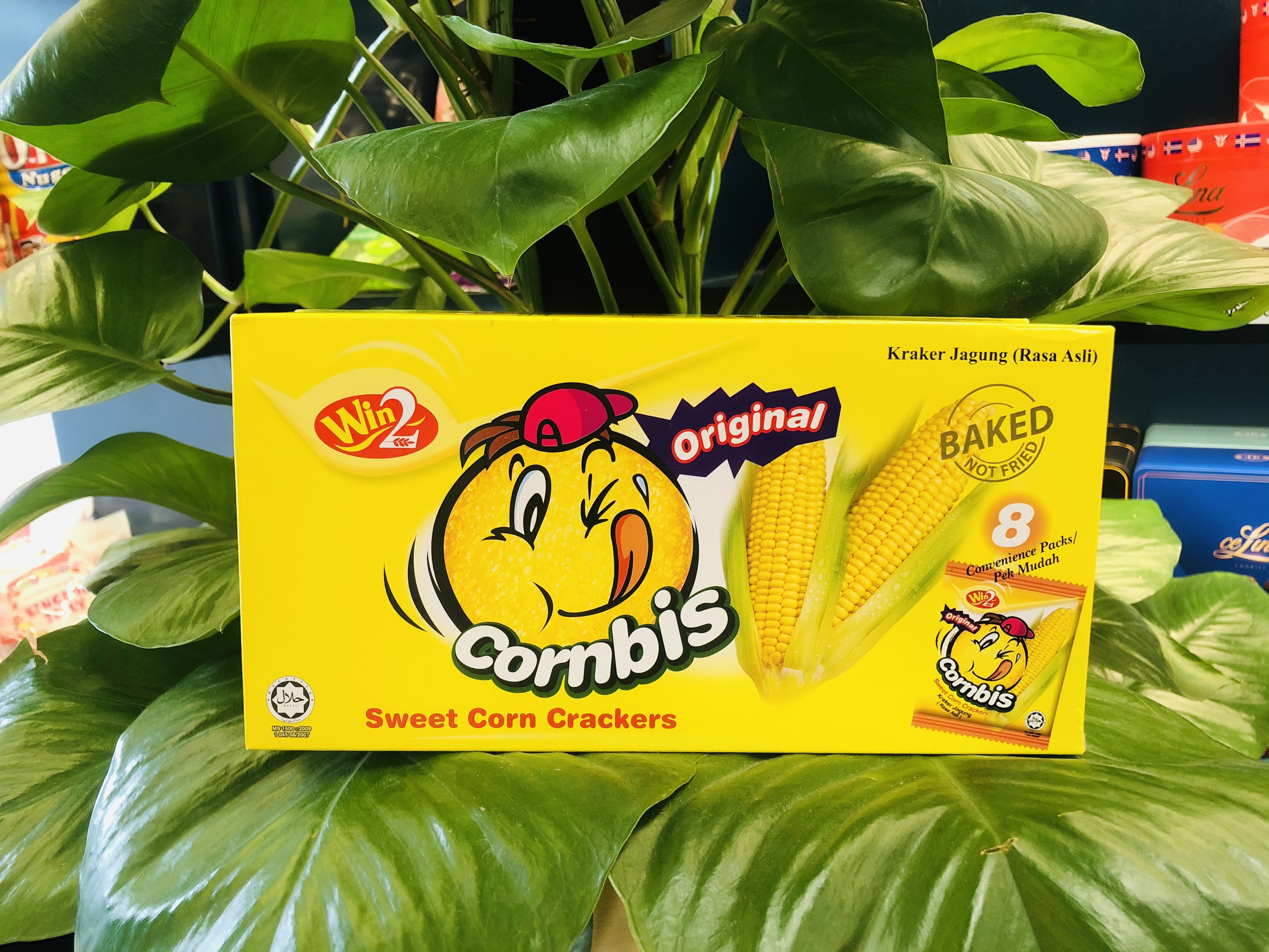 Bánh cracker Bắp Win2 hộp giấy 160gr nhập khẩu
