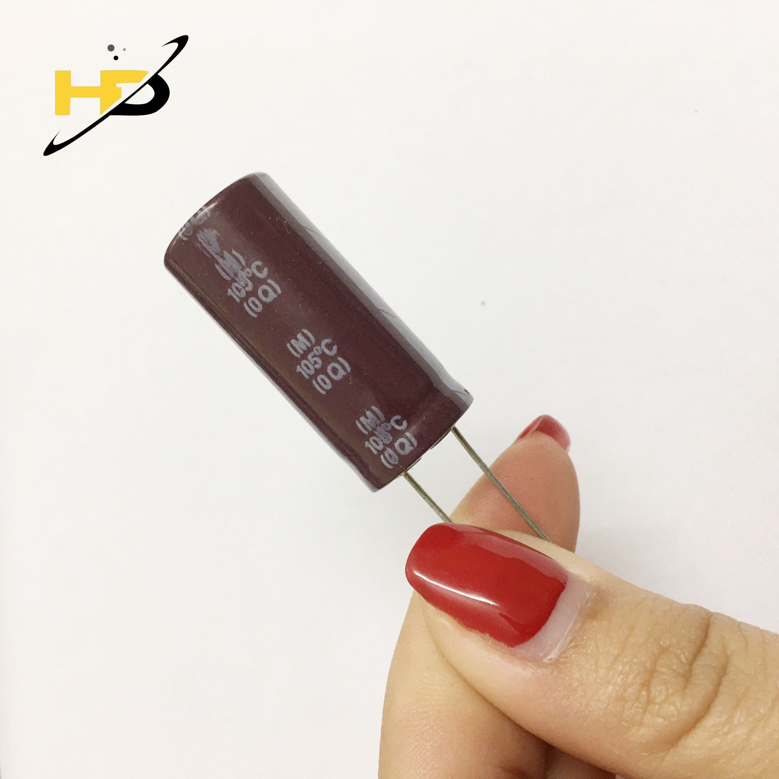 Gói 5 Con Tụ Daewoo 2200uF 50V Phân Cực Màu Nâu Đỏ