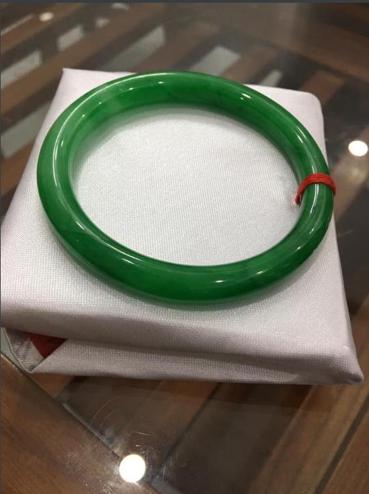 [HCM]Vòng tay đá cẩm thạch xanh nguyên khối tự nhiên quà tặng ý nghĩa cho người thân yêu hàng đẹp  thức tế 100%.