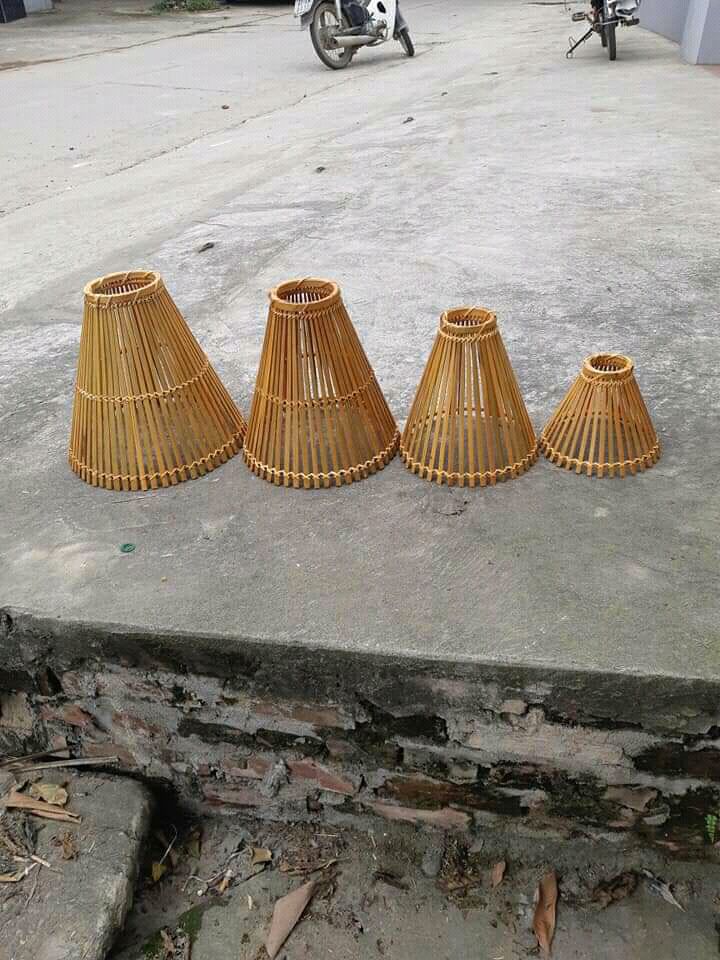 Chao đèn nơm xòe D18cm