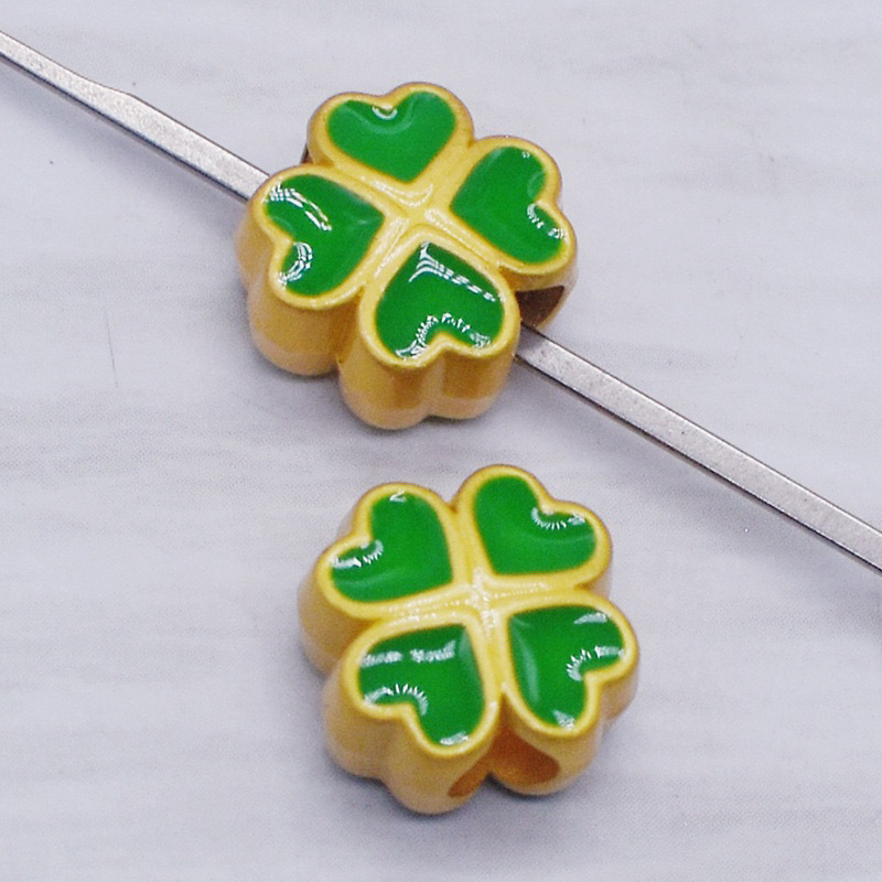 Charm cỏ 4 lá màu xanh - KL183