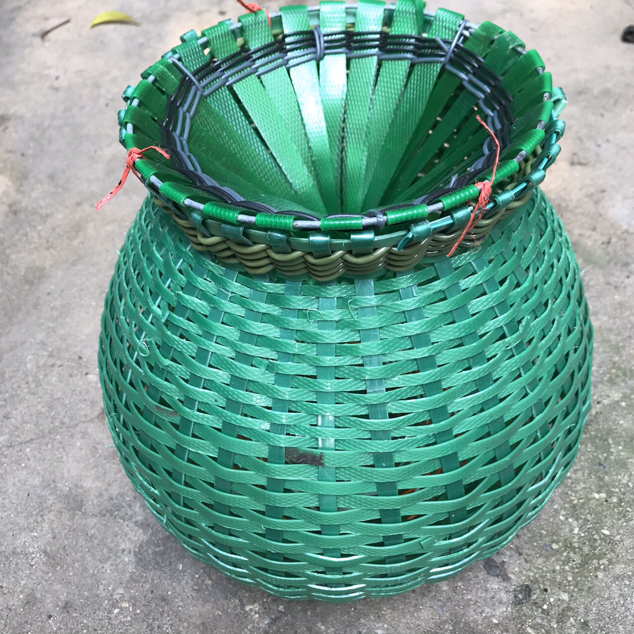 Giỏ đựng cá - Kích thước 25 x 25cm
