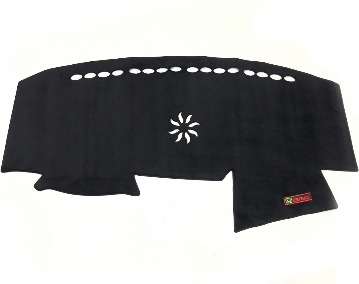 Thảm Taplo Xe  Honda Brio 2018 2019 2020 Mẫu Nhung Lông Cừu Cao Cấp Có Đế Chống Trượt Giúp Che Nắng Taplo, Chống Nứt Bạc Màu Taplo, Chống Lóa Mắt Và Tăng Thẩm Mỹ Cho Xe