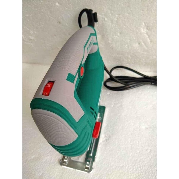 TOTAL Máy cưa lọng 570W TS206656