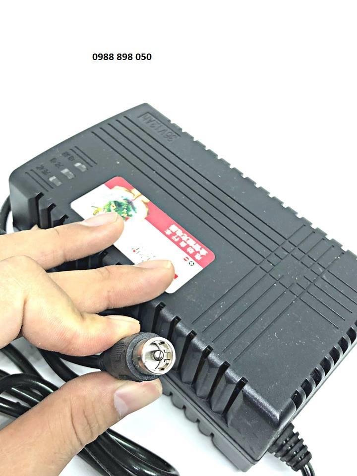 Sạc Xe Dạp Điện 3 Bình Chân Tròn 36v