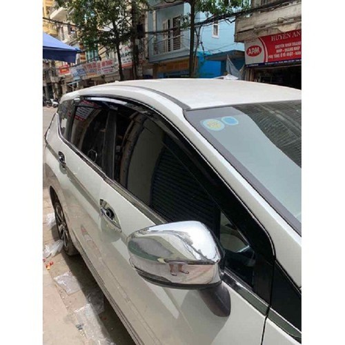 Vè che mưa Xpander có chỉ inox