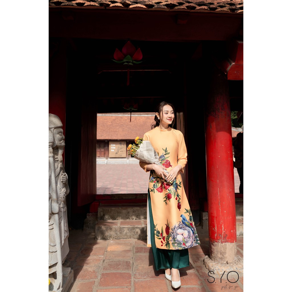 Áo Dài In Cành Lựu Đỏ Ad003