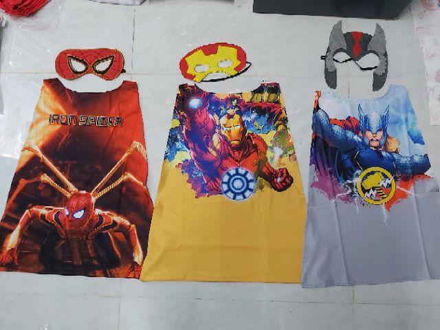 Set áo choàng và mặt nạ siêu anh hùng