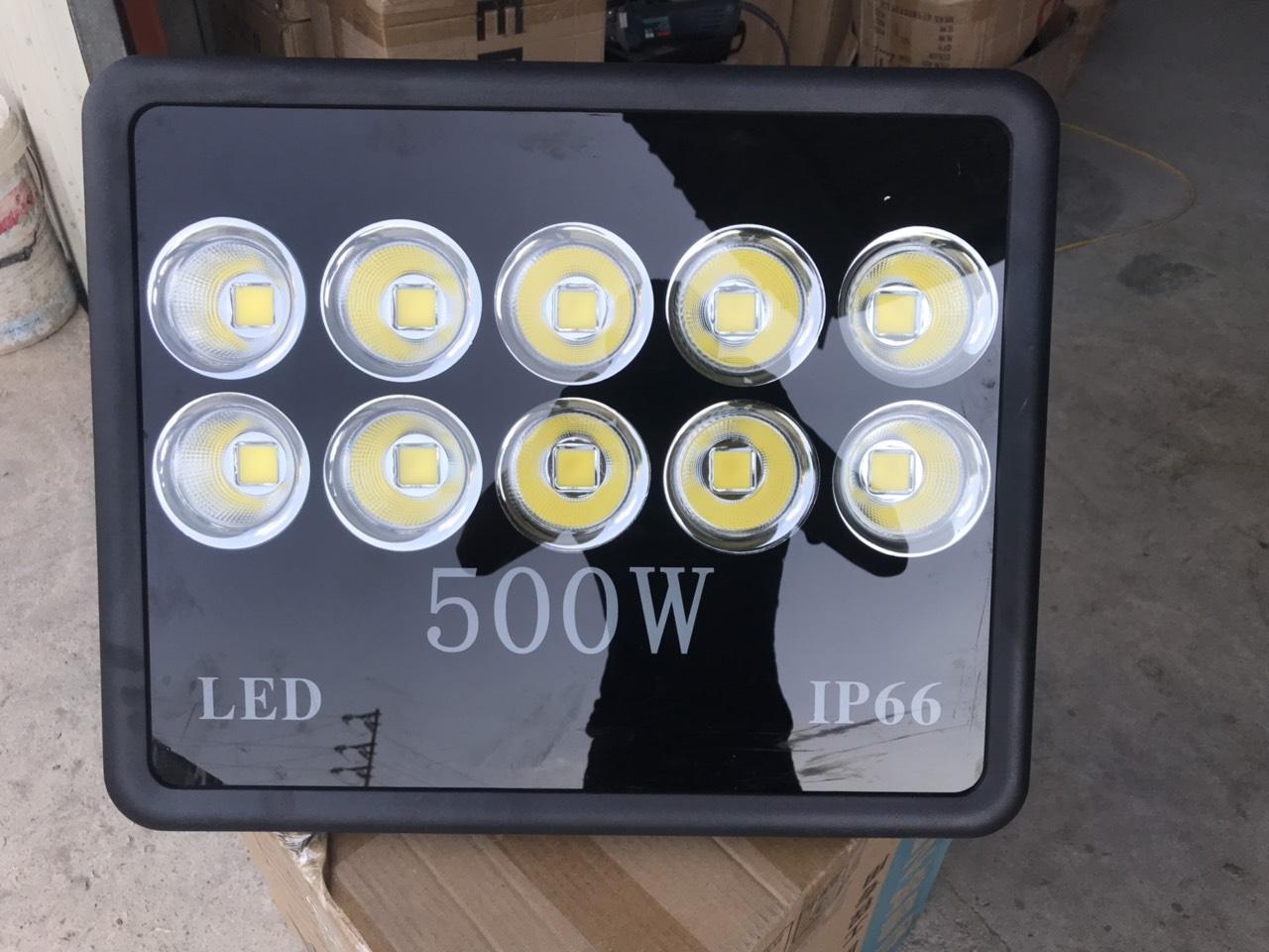 Đèn pha LED cốc 500W chiếu xa LEDCOM siêu sáng