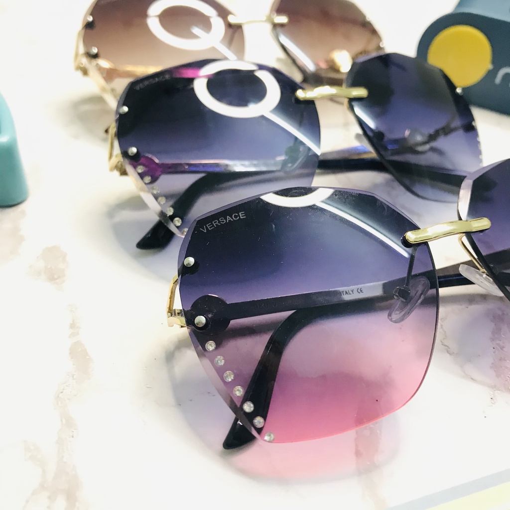 Mắt kính nữ, Kính mát nữ Versace Kitaz thời trang