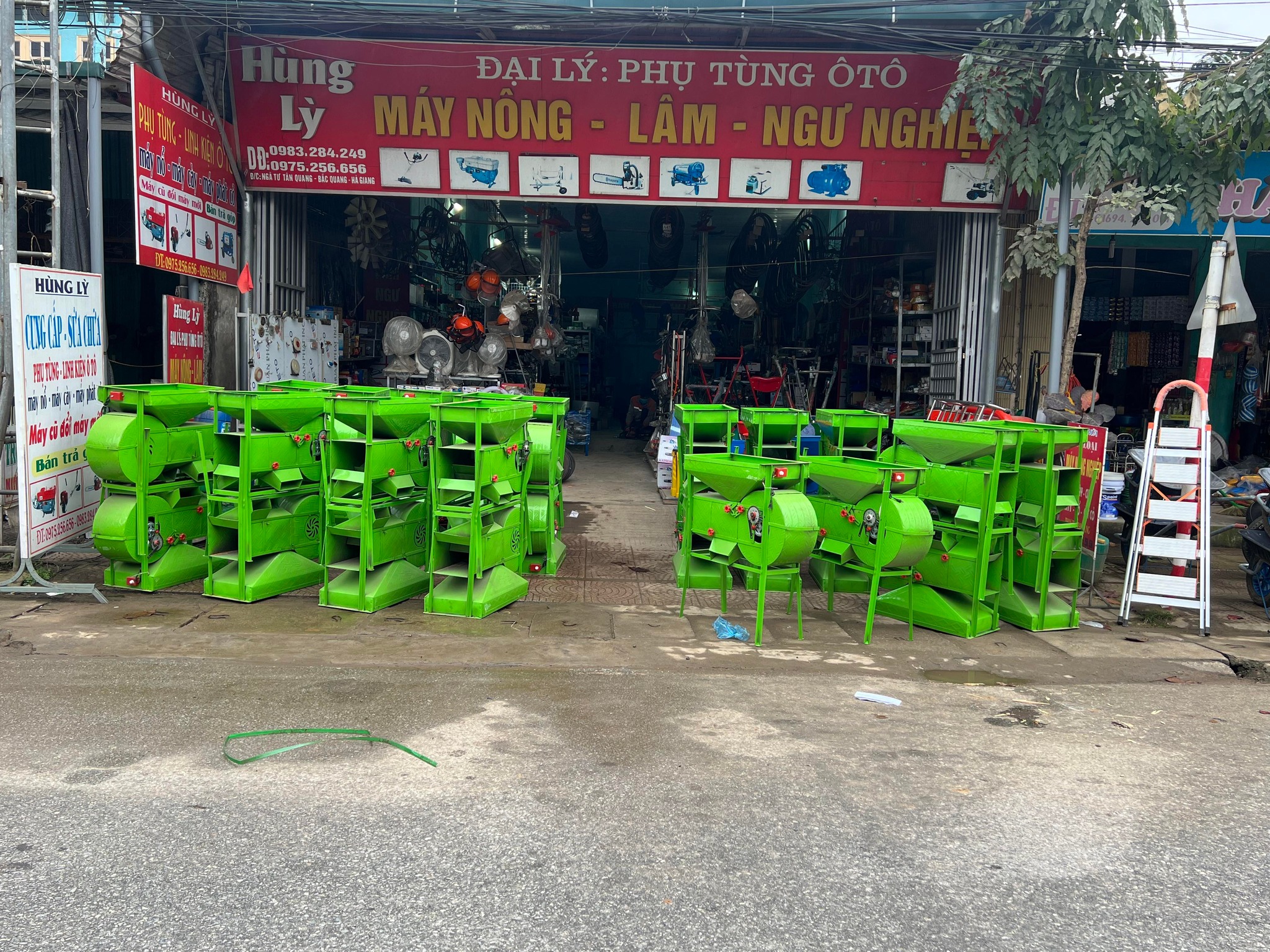 Đèn led sườn (4003-2) Vàng 24V (Cái) đèn trang trí ô tô