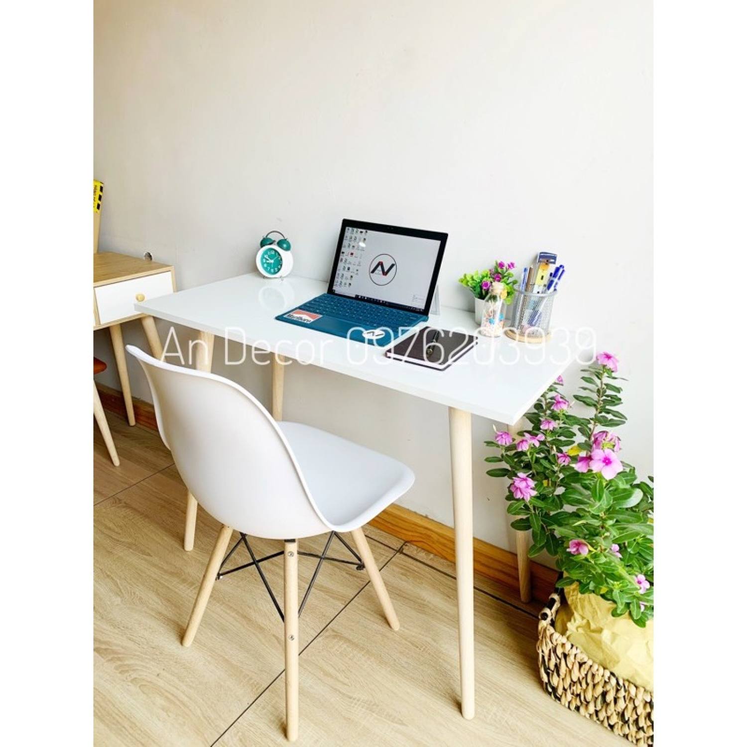 GHẾ EAMES / GHẾ DỰA TRẮNG